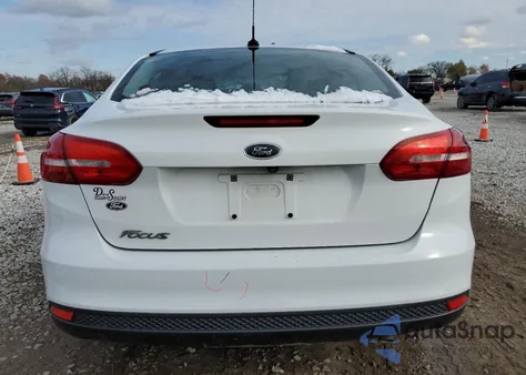 2018 Ford Focus S из США, поврежденный, VIN 1FADP3E24JL303250